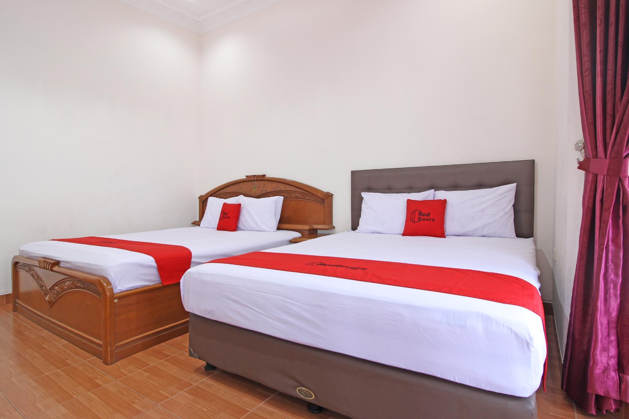 Hotel Reddoorz Near Umy Yogyakarta Ngabean Exterior foto