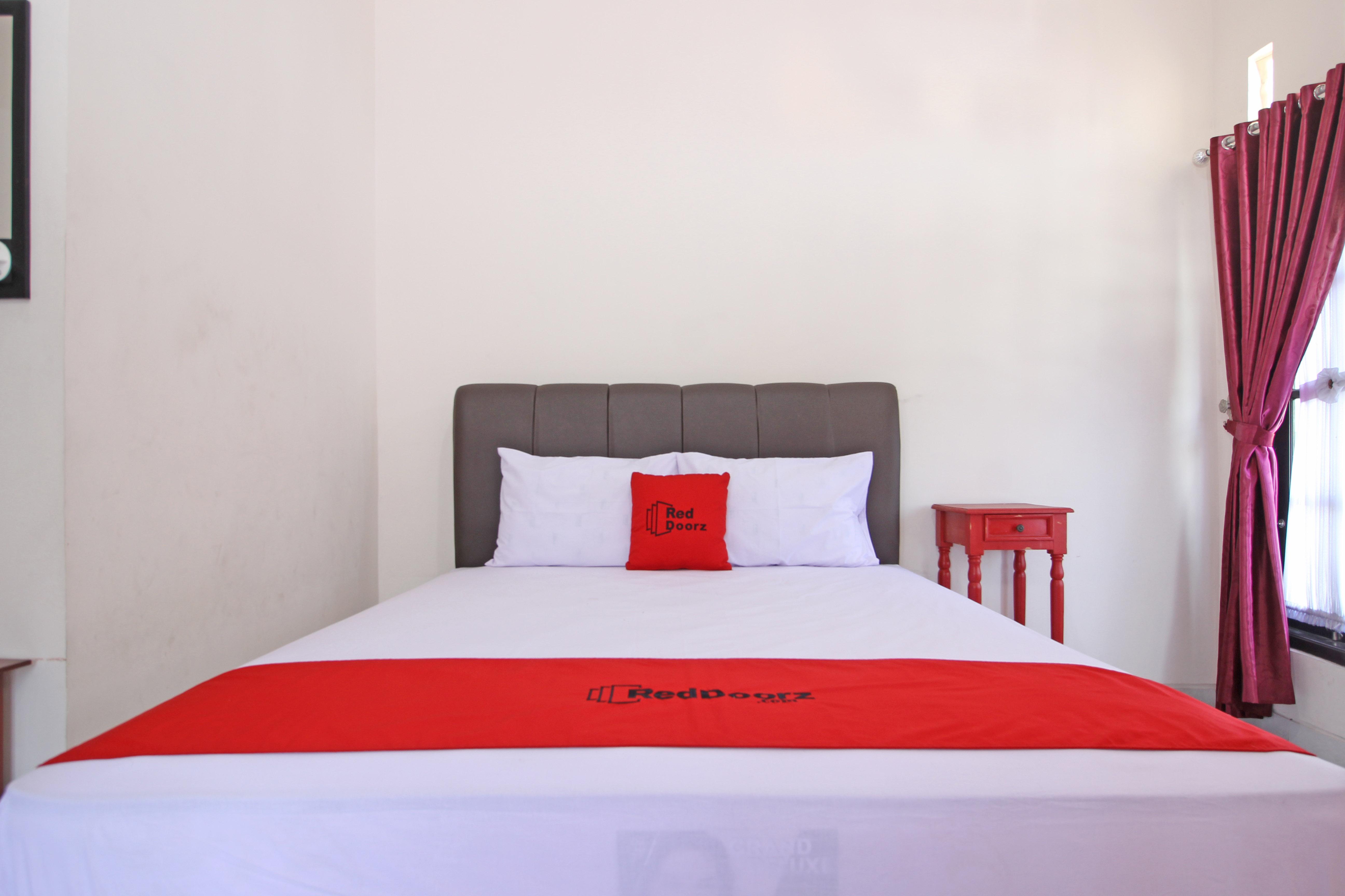 Hotel Reddoorz Near Umy Yogyakarta Ngabean Exterior foto